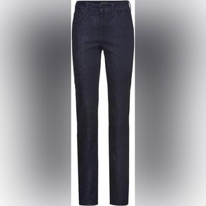 NYDJ Dark rinse denim jeans. Marilyn Straight size OP. NWT!